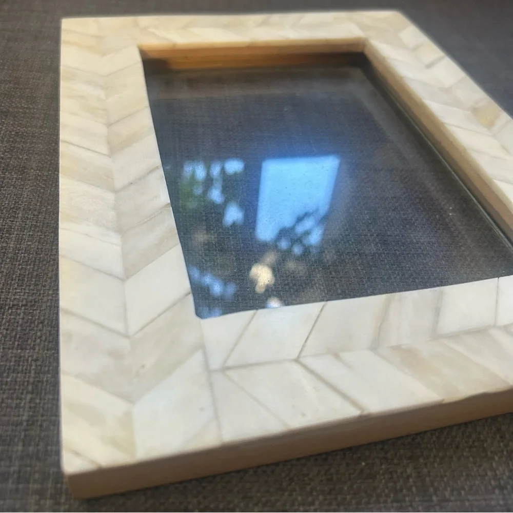 Handmade Genuine Rare Camel Bone Chevron Pattern Photo Frame #0915255